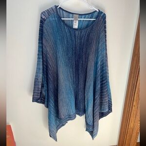 Chico’s Blue Ombre Ribbed Poncho Top size L/XL with Asymmetrical Hem